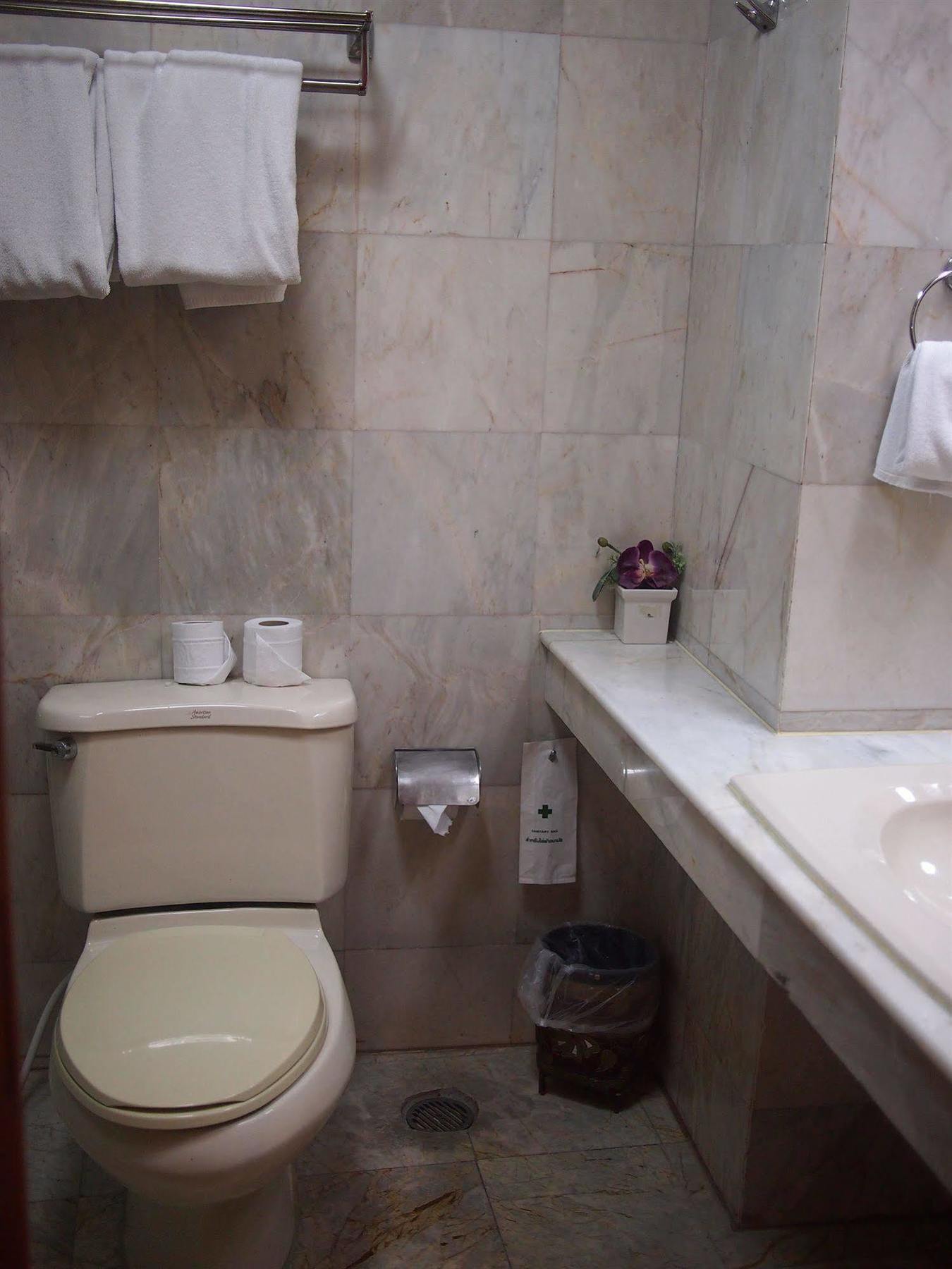 Parkway Inn Bangkok Dış mekan fotoğraf